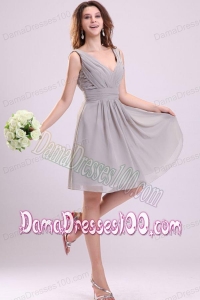 Empire Gray V-neck Ruching Chiffon Knee-length Dama Dress
