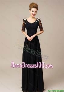 2016 Gorgeous Half Sleeves Laced Black Prom Dresses with V Neck