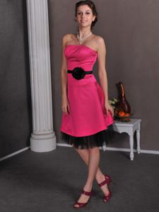 Empire Short Hot Pink Damas Dresses with Hand Made Flowers