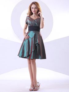 V-neck and Short Sleeves Dama Dress for Quinceaneras Design A-line