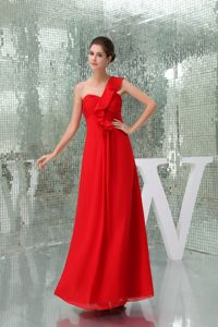 2013 low Price One Shoulder Red Dama Dress for Quinceanera