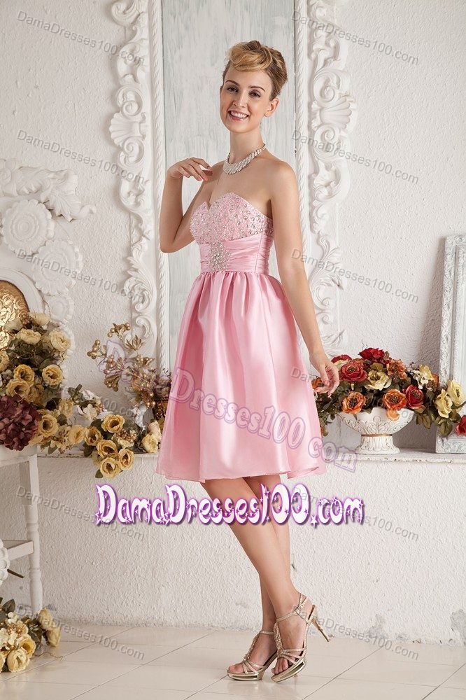 Knee-length Baby Pink Prom Dress for Dama with Beaded Bust