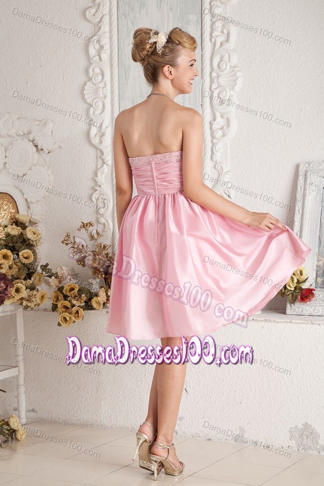 Knee-length Baby Pink Prom Dress for Dama with Beaded Bust