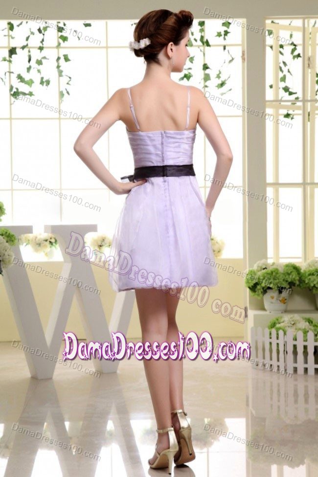 Short Lilac Quince Dama Dresses with Spaghetti Straps and Sash