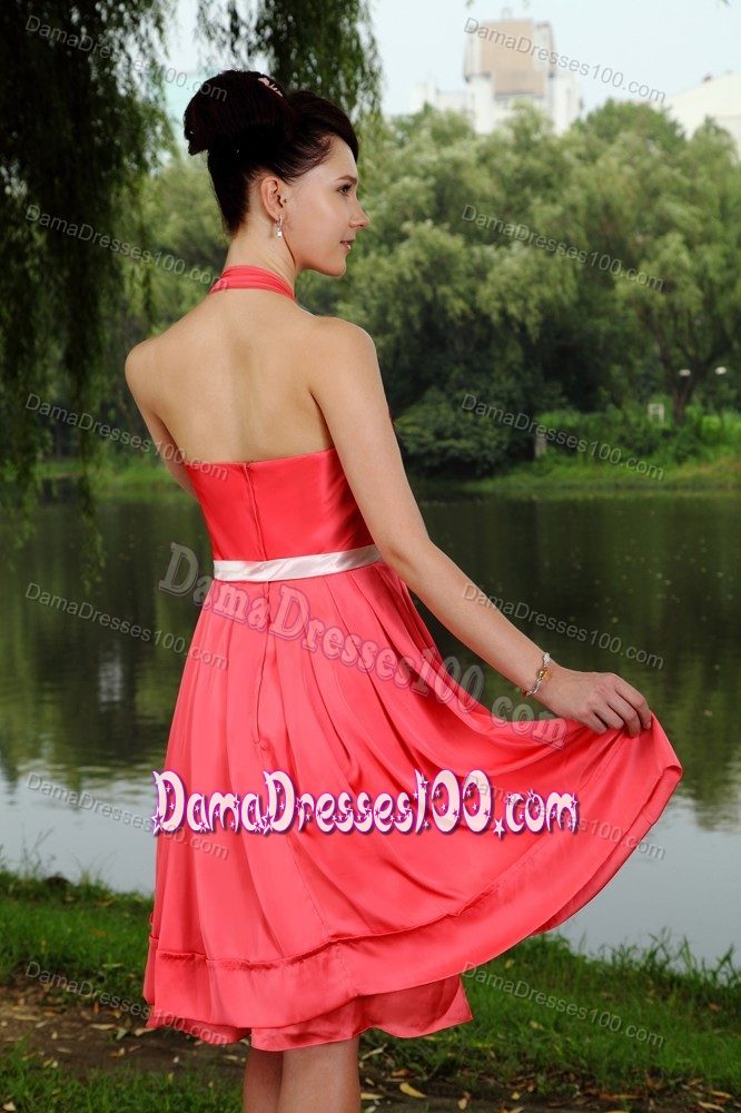 Halter Coral Red Quince Dama Dresses with Sashes Knee-length