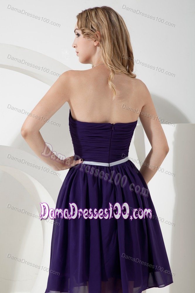 A-line Strapless Ruched Quince Dama Dresses in Purple Chiffon