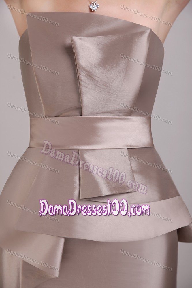 Elegant Strapless Short Brown Quince Dama Dresses with Bowknot