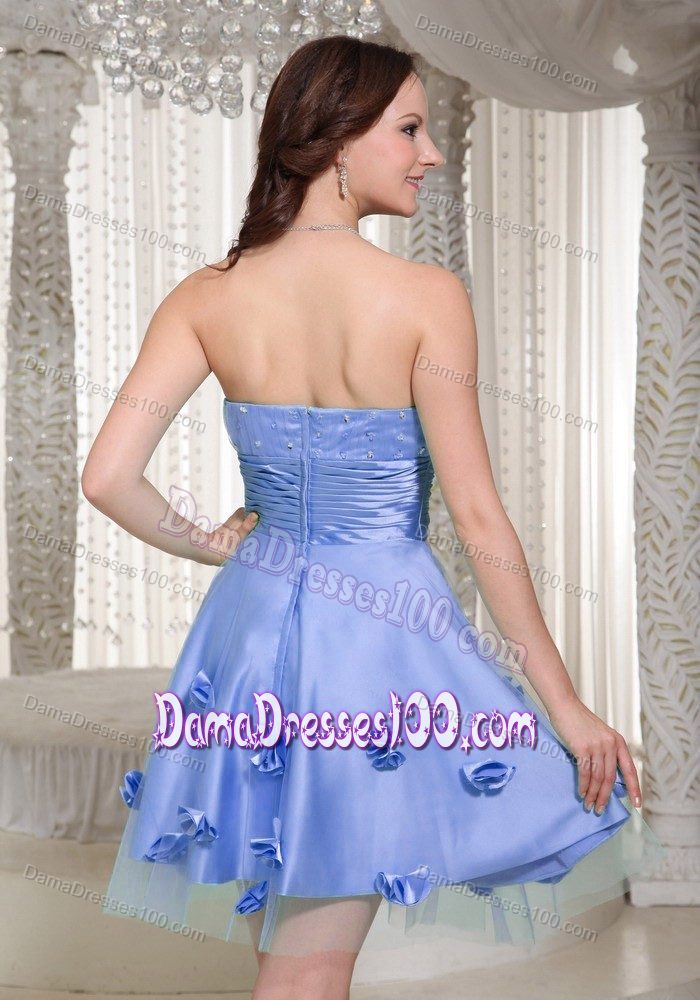 Cheap Strapless Lilac Ruched Dama Dress for Prom with Flower