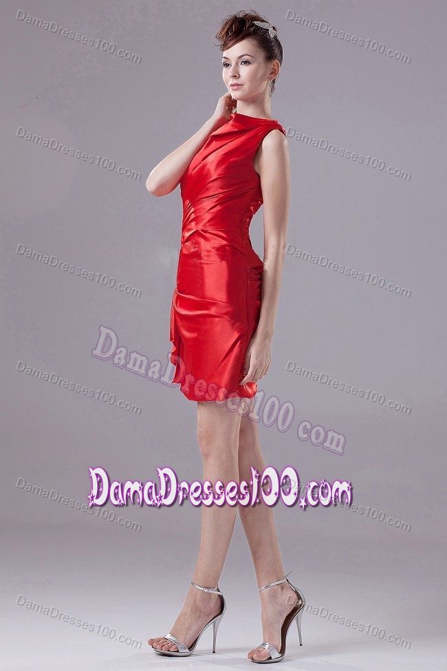 Red Bateau Mini-length Dama Dress for Quinceanera with Ruche