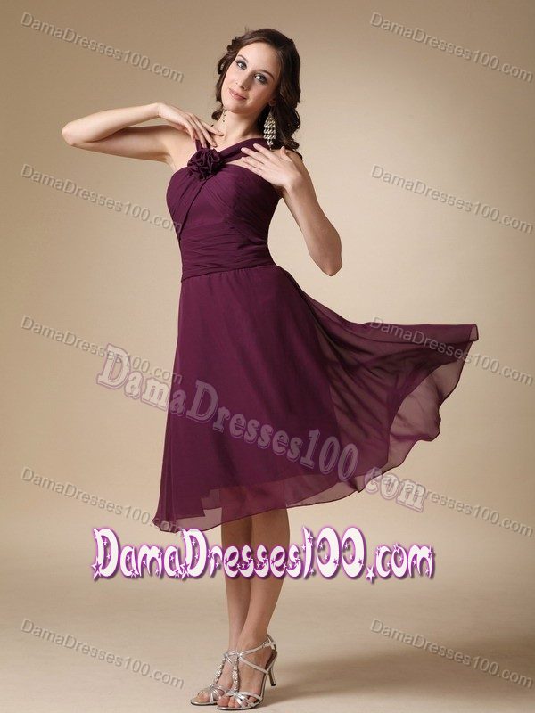 Dark Purple V-neck A-line Dama Dress with Hand Made Flower
