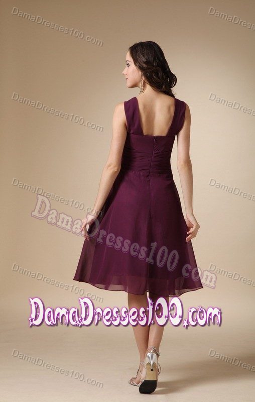 Dark Purple V-neck A-line Dama Dress with Hand Made Flower