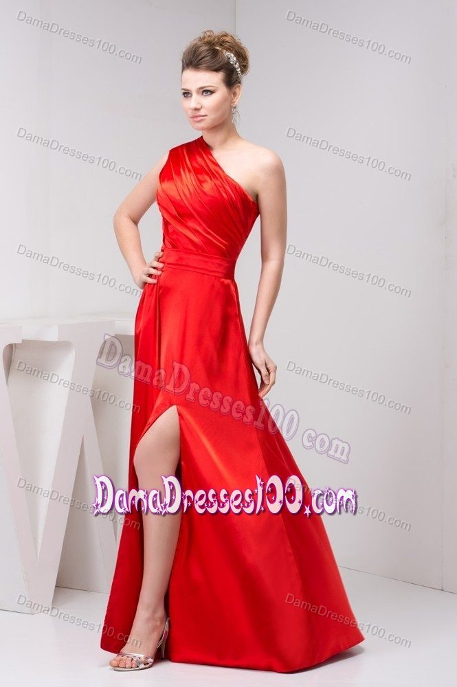 Red One Shoulder High Slit Ruched 15 Dress for Dama Floor-length