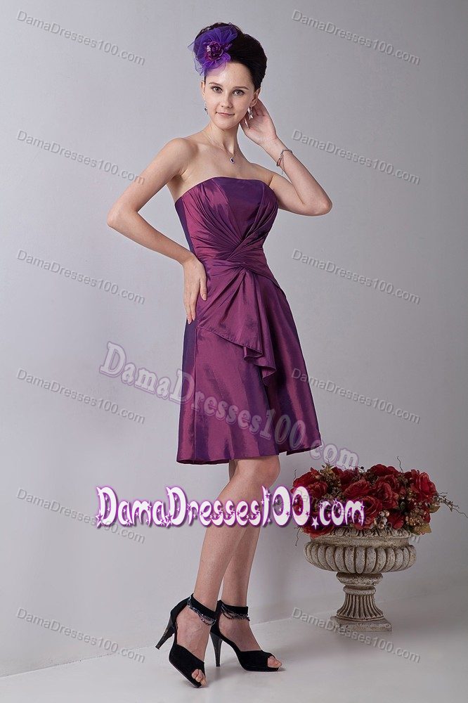 Purple A-line Strapless Knee-length Ruching Dresses For Damas