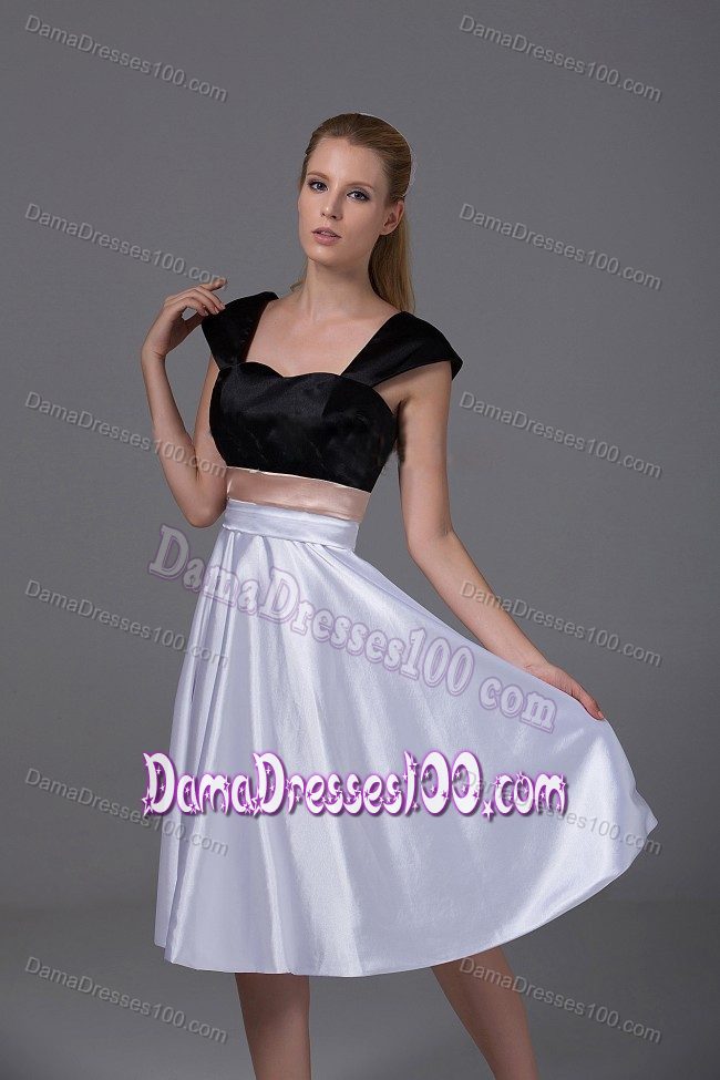 Cap Sleeves Satin Knee-length White and Black Quince Dama Gown