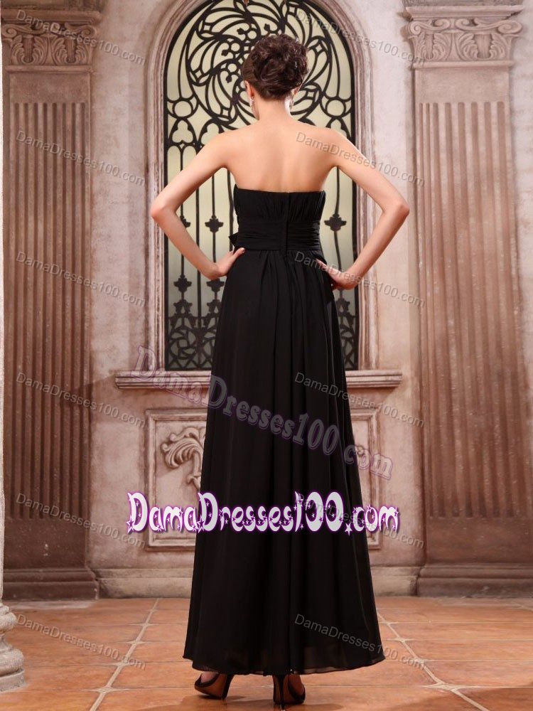 Ankle-length Hand Made Flower Strapless Black Chiffon Dama gown