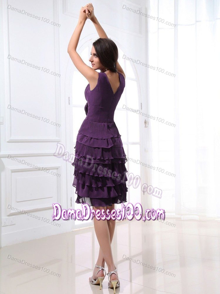 V-neck and Ruffled Layers For Purple Dama Dress with Handle Flowers