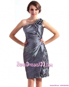 2015 Modest One Shoulder Knee Length Dama Dress with Hand Made Flowers and Ruching