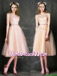 Romantic Laced and Sashed Scoop Dama Dress in Peach