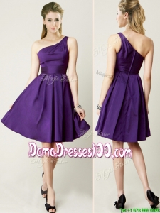 Beautiful One Shoulder Purple Short Dama Dress for Summer