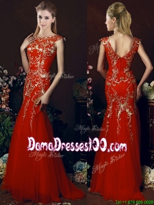 Elegant Mermaid Red Dama Dress with Gold Sequined Appliques