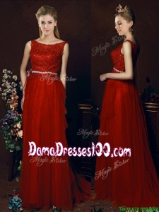 Popular Belted Empire Scoop Red Dama Dress with Brush Train