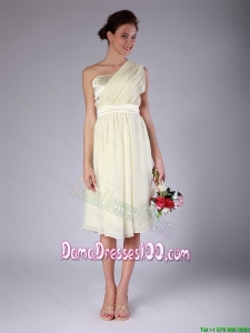 Pretty Knee Length One Shoulder Dama Gowns in Light Yellow