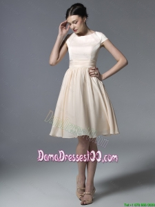 2016 Inexpensive Short Champagne Dama Dresses with Ruching