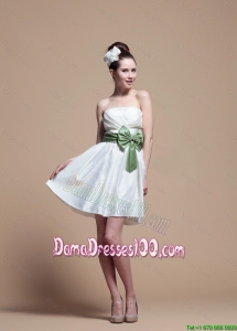 2016 Comfortable Strapless Short Dama Dresses with Ribbons and Paillette