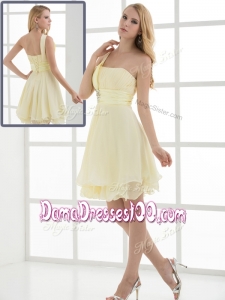 Pretty Short One Shoulder Beading and Belt Beautiful Dama Dresses for Summer