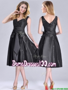 Popular Empire Black Tea Length Dama Dress with Ruching and Bowknot