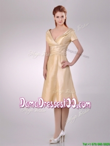 Hot Sale V Neck Champagne Tea Length Dama Dress with Short Sleeves