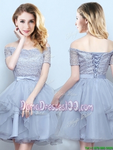 Hot Sale Off the Shoulder Ruffled and Laced Bodice Dama Dress with Short Sleeves
