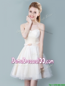 2016 Modest Tulle Sweetheart Champagne Dama Dress with Bowknot