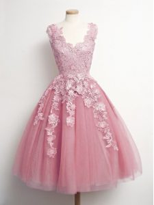 V-neck Sleeveless Dama Dress for Quinceanera Knee Length Appliques Pink Tulle