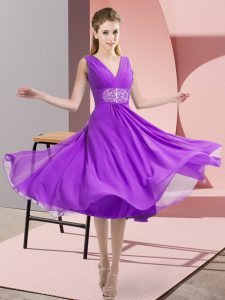 Trendy Sleeveless Knee Length Beading Side Zipper Dama Dress for Quinceanera with Purple