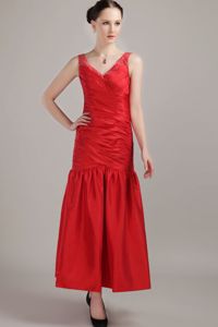 Wholesale Taffeta Popular V-neck Tea-length Dama Dress in Red