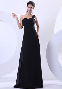 One Shoulder Black Floor-length Quinceanera Damas Dresses