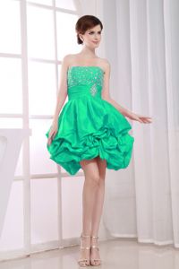 Pick-ups Strapless Beading Ruched Puffy Green Taffeta Dama Gown