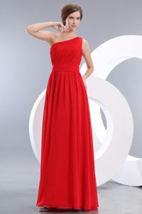 Floor-length One Shoulder Ruched Chiffon Red Dresses for Damas