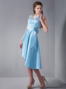 Light Blue A-line Halter Asymmetrical Ruched Dama Dress for Quinceaneras
